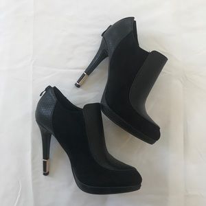 Black Boot/Heels